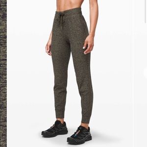 Lululemon Ready to Rulu Pant Jogger sz 4 Green/Blk